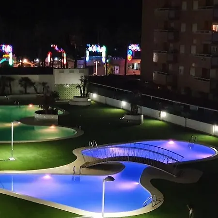 Apartamento En Primerisima Linia De Playa Apartment *